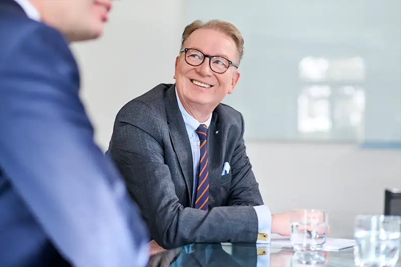 Dr. Axel Schweppe Strafrecht - insbesondere Wirtschafts- und Steuerstrafrecht